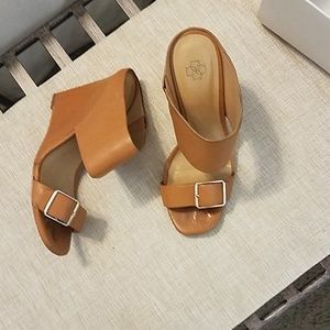 Women's,  size 6, wedges.